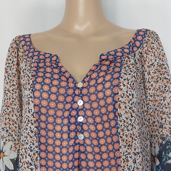 Fig and Flower Black and Pink Floral Women's Blouse Size 3X - Picture 2 of 9